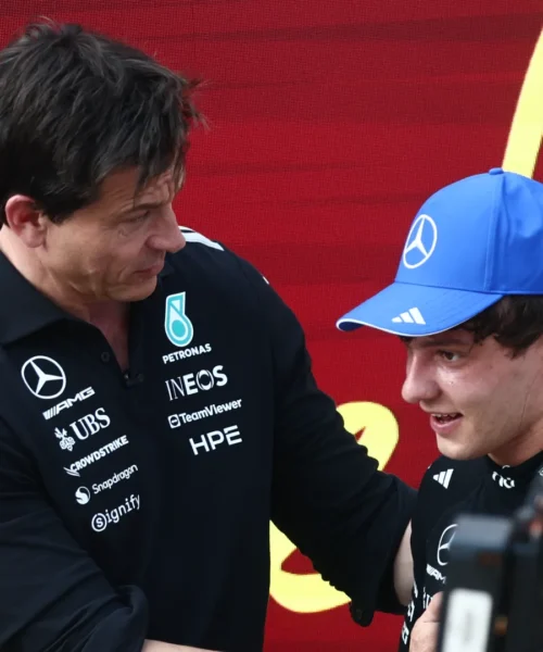 Toto Wolff ‘spietato’ con Kimi Antonelli: “Niente sentimentalismi”