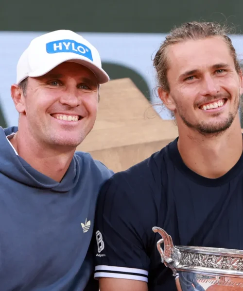 Il fratello di Zverev fa la voce grossa con Jannik Sinner: “Dov’eri?”