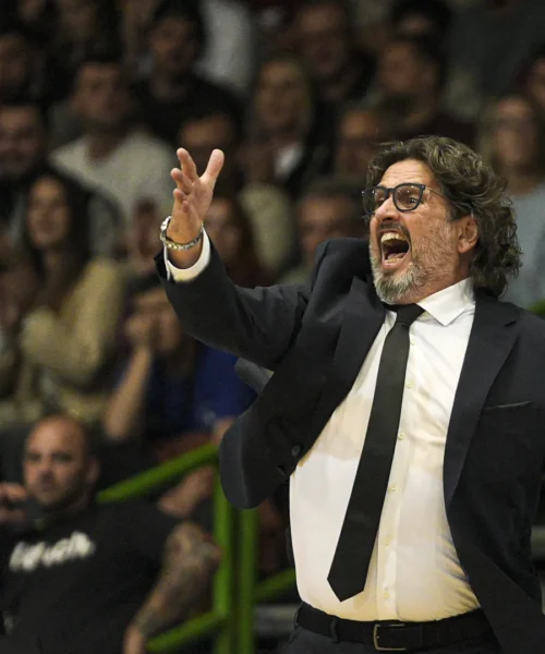 Le indiscrezioni provenienti dalla Spagna fanno godere Andrea Trinchieri