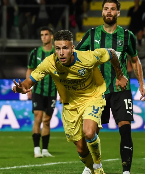 Frosinone, poker per il quarto posto: Raimondo ne fa tre, Sassuolo ko