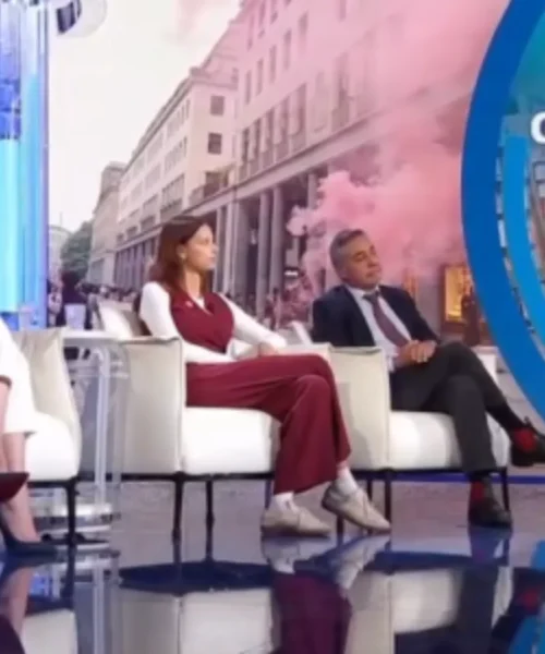 I colleghi spronano Bruno Vespa dopo l’attacco a Sabrina Brizzola: “Quel piglio riservalo anche ai potenti”