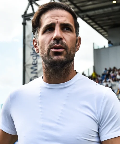 Cesc Fabregas al veleno, divampa la polemica: in mezzo c’è Moise Kean