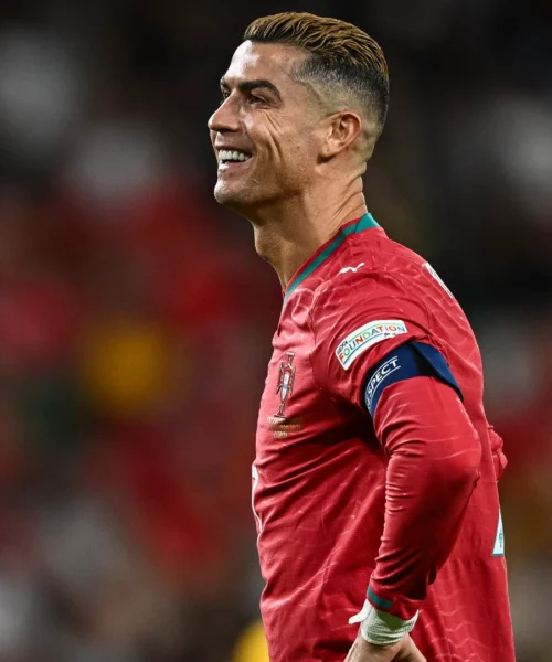 Cristiano Ronaldo, arriva la multa ma la cifra fa discutere: valanga di commenti increduli