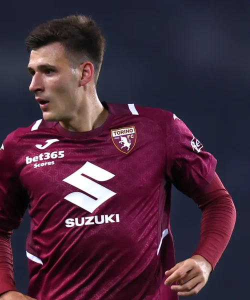 https://www.sportal.it/wp-content/uploads/2026/10/gineitis-500x600.webp Mercato Torino, uno dei due centrocampisti esclusi partirà a gennaio. Decisivi i prossimi due mesi
