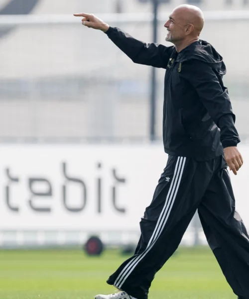 Luciano Spalletti torna a pungere Kolo Muani ma anche il Cagliari