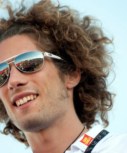 Quindici anni senza Marco Simoncelli: il tempo passa, il ricordo del Sic resta