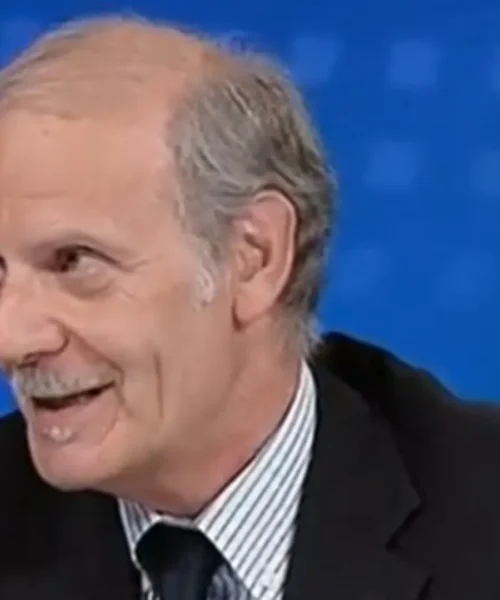 È morto Roberto Bernabai, addio allo storico giornalista sportivo di Tmc e La7