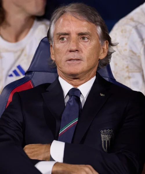 Italia, Roberto Mancini sotto attacco: risposta secca alle accuse di Cesc Fabregas