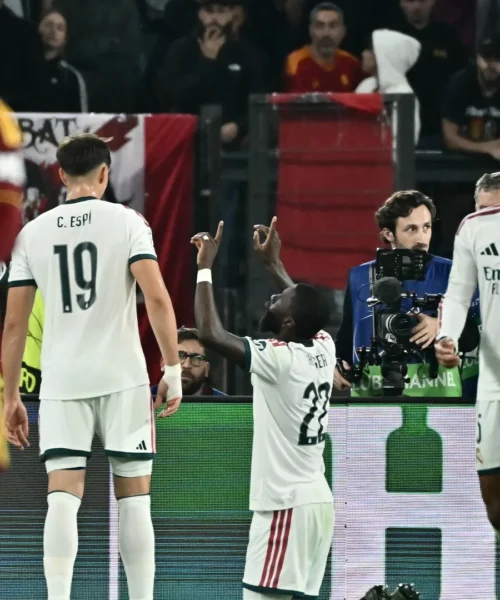 Roma ma cosa fai? Butta via tutto negli ultimi minuti con il Real. Poker di sconfitte per l’Italia