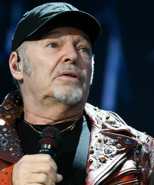 Vasco Rossi tende la mano a Diego Spagnoli: “Mi dispiace… ma mai dire mai”