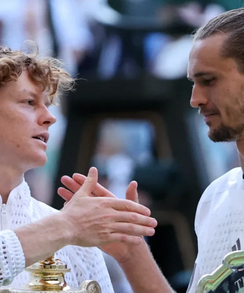 Zverev spedisce un messaggio a Jannik Sinner: “Molte persone lo pensano…”