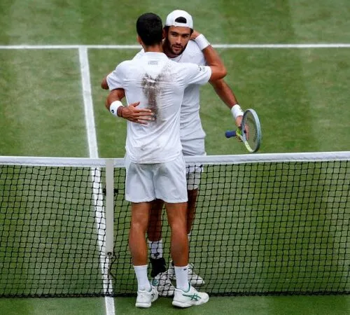 Matteo Berrettini prova pena per Novak Djokovic