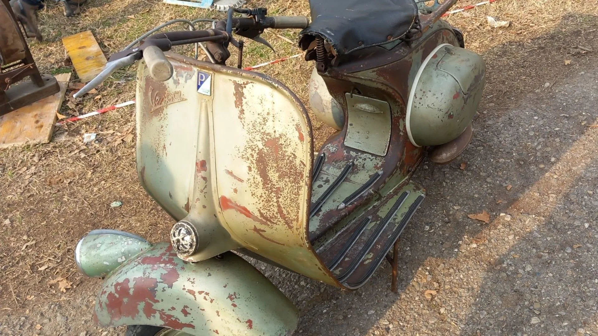 Vespa 125 Scassata 1258375Photogallery