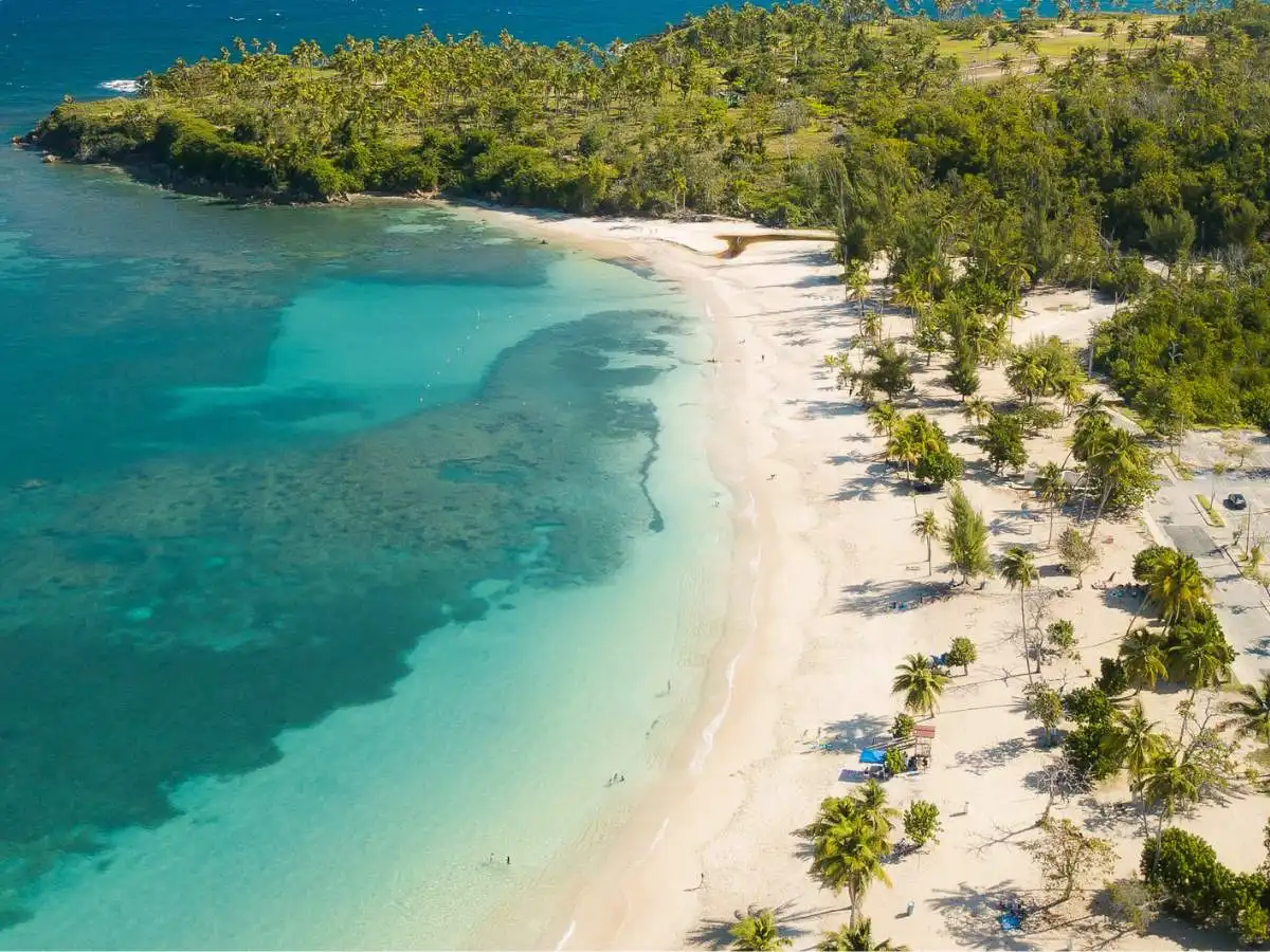 L’effetto Bad Bunny infiamma i desideri degli italiani: Porto Rico è la meta regina del 2026 per la primavera