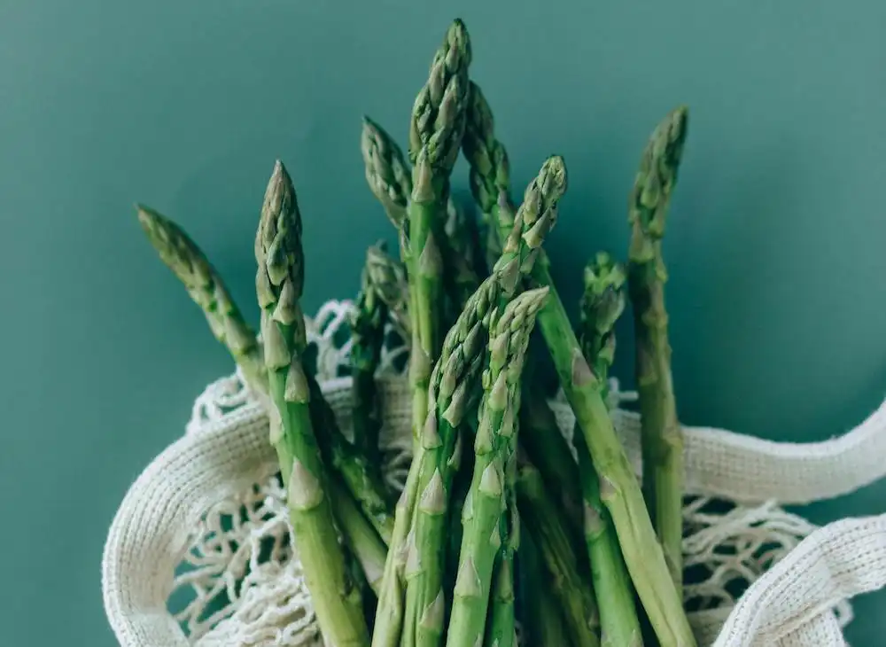 Primavera in anticipo: cosa mangiare per dimagrire durante il cambio di stagione