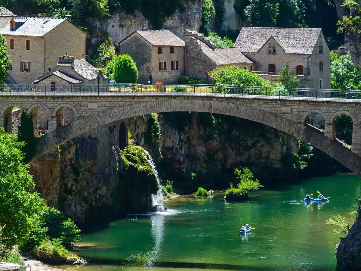 Gole del Tarn, il canyon verde smeraldo lambito da acque cristalline