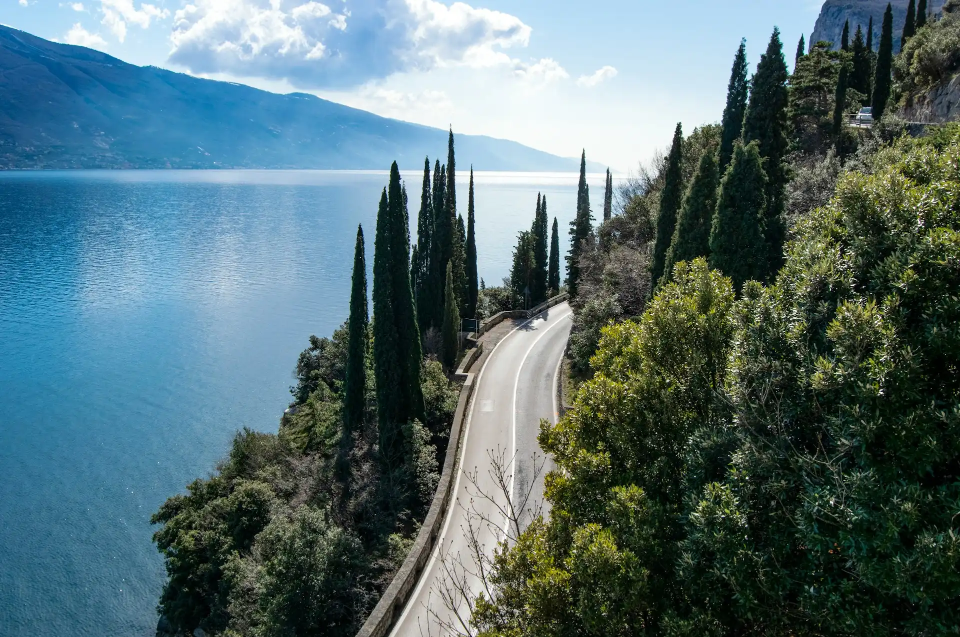 I laghi più blu dove rinfrescarsi questa estate