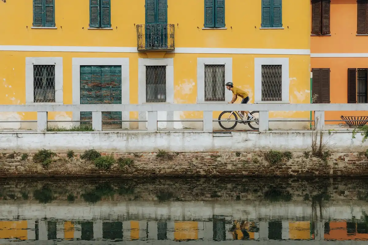Gran Milano Bike Hub: 50 itinerari in bici per scoprire i cortili nascosti, le risaie e le abbazie di Milano