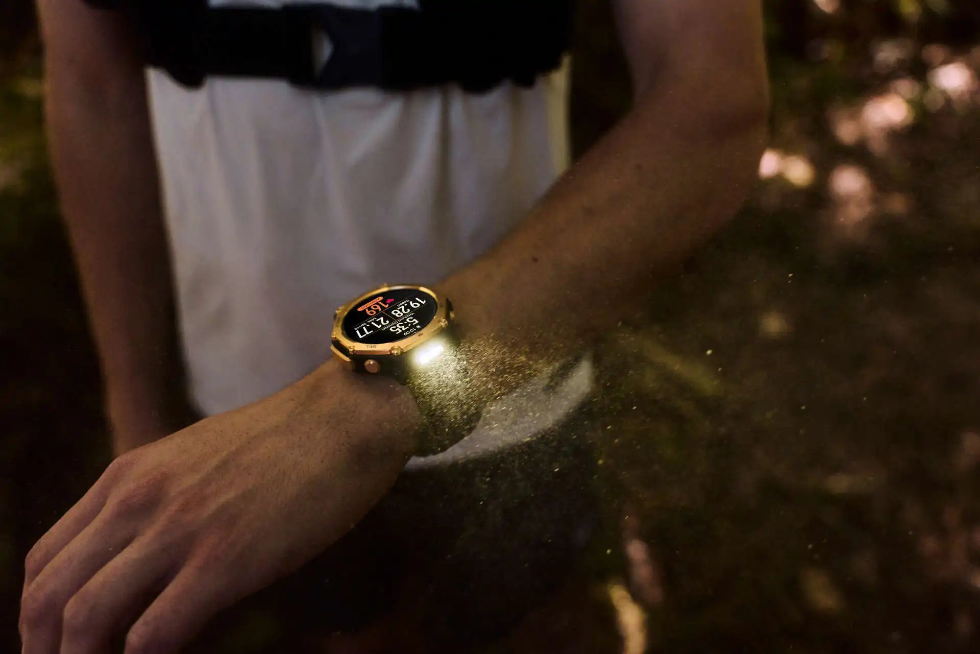 Amazfit T-Rex 3 Pro: dall’outdoor alla corsa fino a HYROX