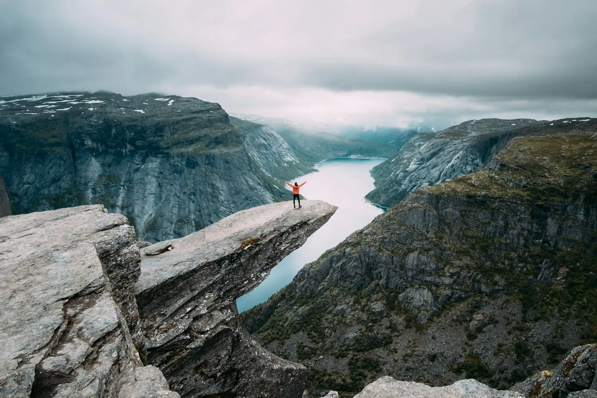 National Geographic ha scelto i posti dove andare nel 2027: ecco i migliori per chi ama l’avventura