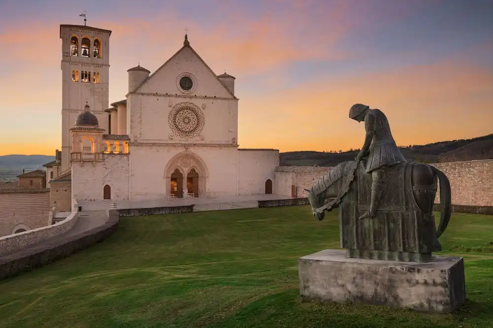 Il Cammino di Assisi è da fare a novembre: arrivare in città il 1 novembre ti fa rinascere