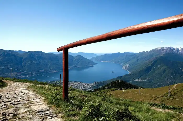 Escursioni in Ticino: all’Alpe Cardada e alla Cimetta da Brione sopra Minusio