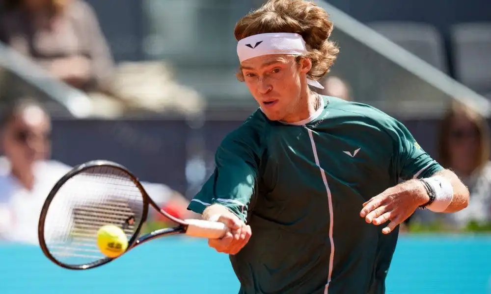 ATP Madrid: Rublev chirurgico doma un Fritz opaco. Sarà lui il primo finalista