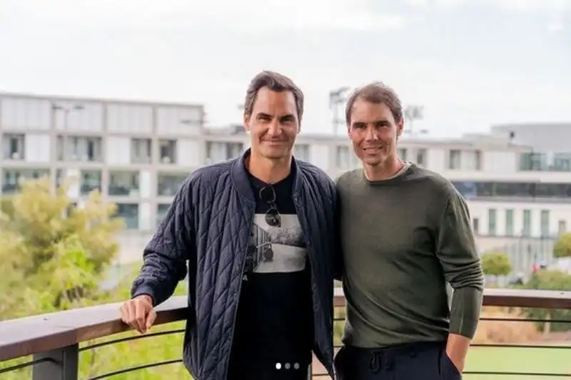 Il mito di Federer e Nadal rivive con Louis Vuitton. Rafa ricorda il primo incontro: “Roger un po’ arrogante” [VIDEO]